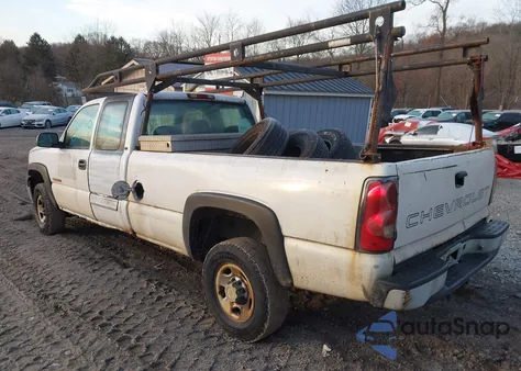 2005 Chevrolet Silverado 2500Hd Work Truck z USA, uszkodzony, nr VIN 1GCHC29U55E256222